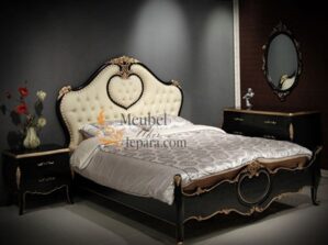 Tempat Tidur Mewah Love MU-TT58