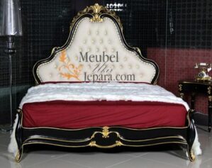 Tempat Tidur Mewah Ratu Klasik MU-TT67
